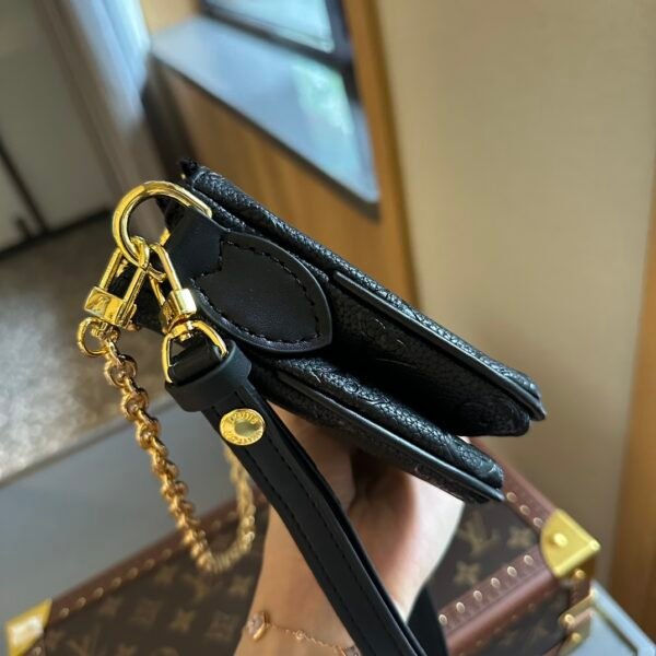 Liv Pochette